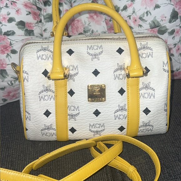 MCM Handbags - MCM White/Yellow Visetos Leather
Small Heritage Boston Bag 🖤💛